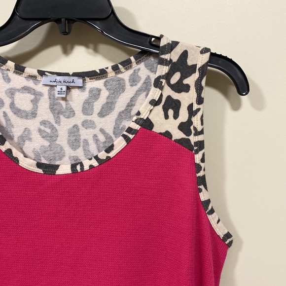 White Birch tank small pink and animal print - Picture 3 of 6